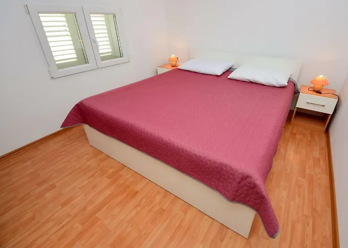 Apartman Surjan-1 By Interhome